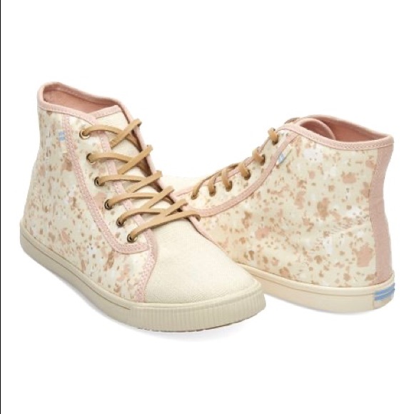 Toms Camarillo High Top Sneaker Shoe 